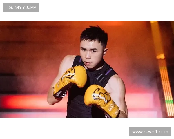 徐灿场下穿着比明星还奢侈，这拳王生活真让人无语