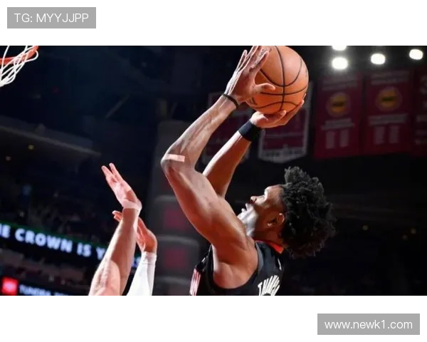 莫布里利用挡拆创造投篮空间，提升内线得分效率明显